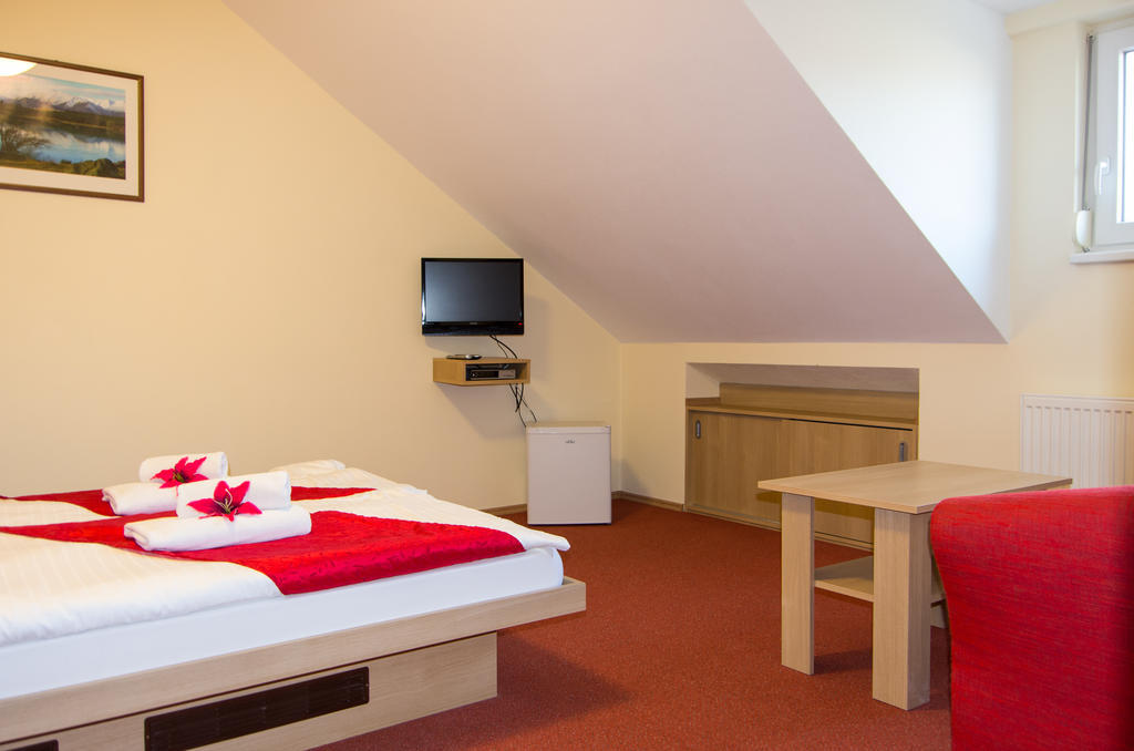 Pension Kiwi Mikulov Room photo